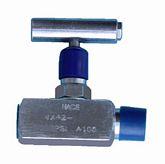 1" MxF Carbon Steel 10000 PSI Needle Valve