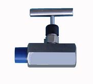 1/2"x1/4" MxF Stainless Steel 10000 PSI Needle Valve